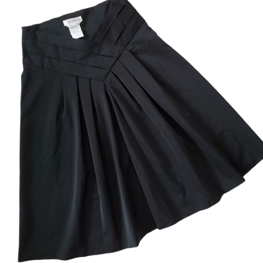 MaxMara Made In Italy Pleated Skirt Vintage!